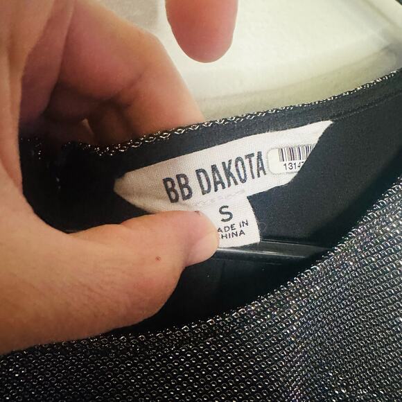 BB DAKOTA Women's Shine Silver Metallic Long Sleeves Mini Dress Size Small - Picture 9 of 16